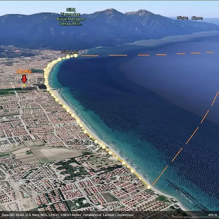 Sevgi Plajinda Mustakil * Kusadasi